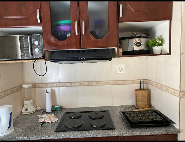 3 BEDROOM HOUSE RENTED IN NAPIERVILLE